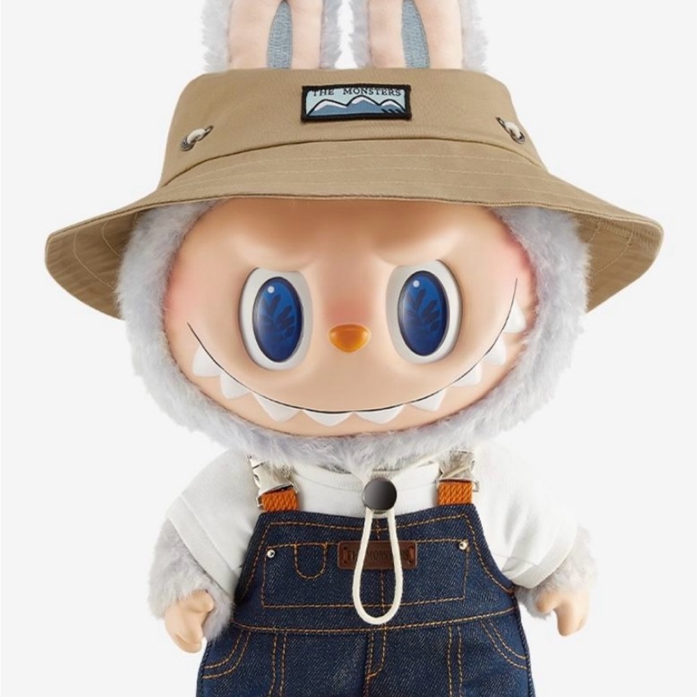 Authentic (Large) Monsters Labubu Fall in Wild Series
-Vinyl Plush Doll labubu